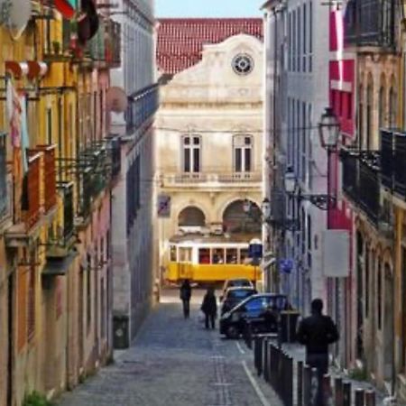 Love Inn Bairro Alto 4 Lisbon Exterior photo